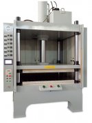 WBY2300型拌和机液压马达在液压机上的维修